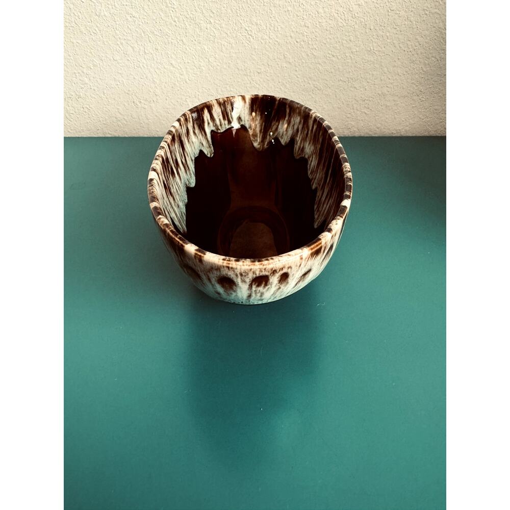 Vintage Pottery Stoneware Brown Salt Drip Glaze Oval Serving Bowl - 9 in x 4 in